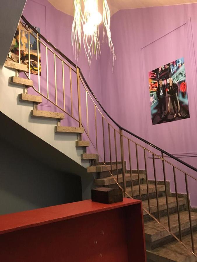 Past Or Tail Hostel Ларнака Екстериор снимка