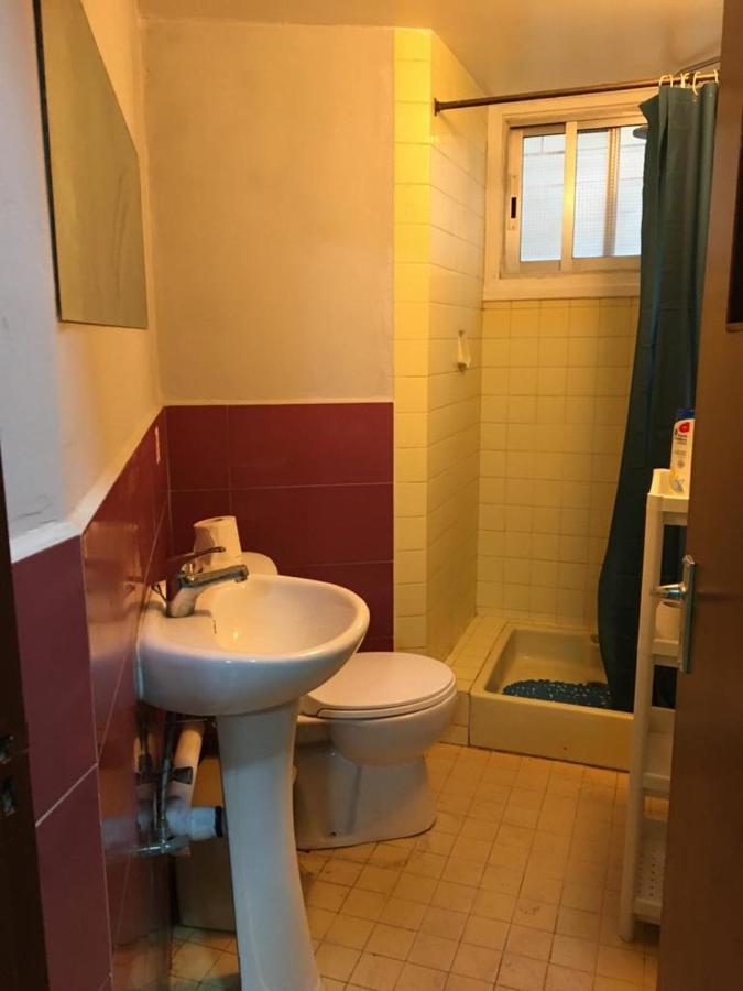 Past Or Tail Hostel Ларнака Екстериор снимка